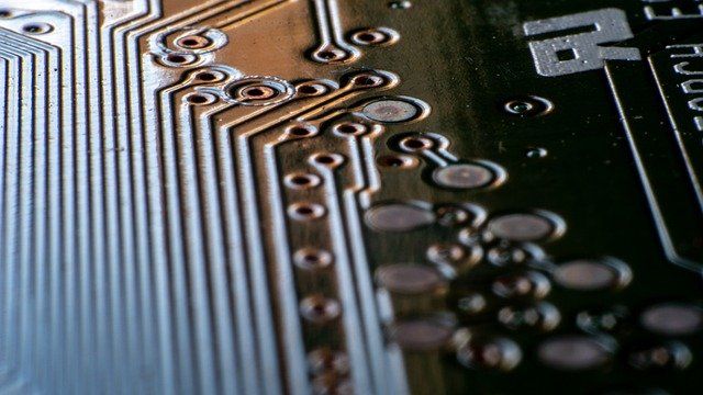 即时零售下沉市场快消品牌GMV突破2000亿增长策略 文章配图